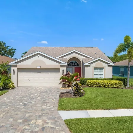 Blue Heron House! Cozy Home With Heated Pool And Pool Toys! Water View Out Back!